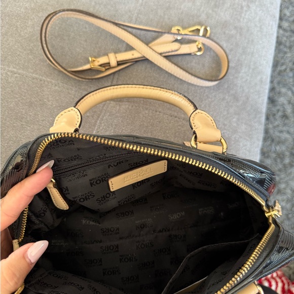 Michael Kors Black and Gold Women's Bag - Picture 4 of 4